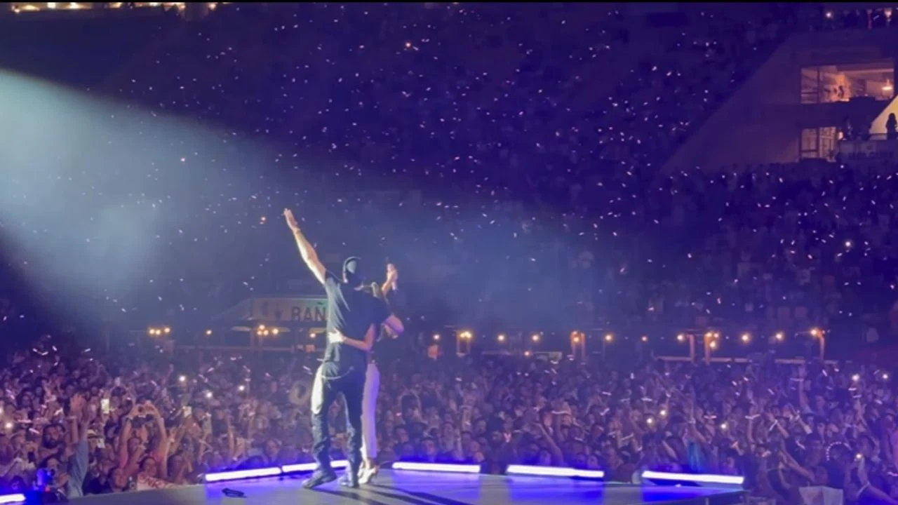 Enrique Iglesias Live in Mumbai 2025